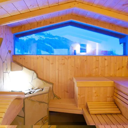 Simone's Platzerl - Inklusive Taeglichem Freien Eintritt Tauern - Nur 5 Gehminuten, Sommerkarte, Privatem Garten Mit Schwimmteich, Grill Und Saunabereich ゲストハウス