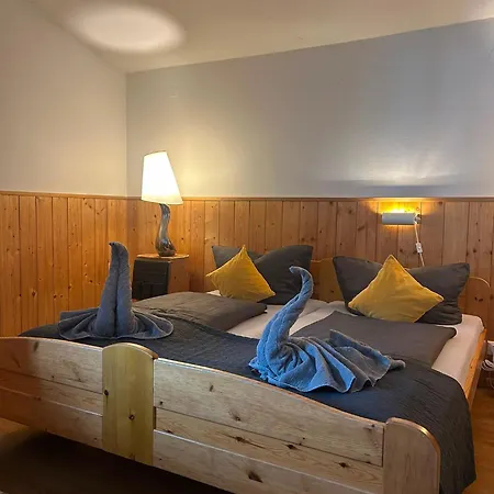 Simone's Platzerl - Inklusive Taeglichem Freien Eintritt Tauern - Nur 5 Gehminuten, Sommerkarte, Privatem Garten Mit Schwimmteich, Grill Und Saunabereich 3* カプルーン