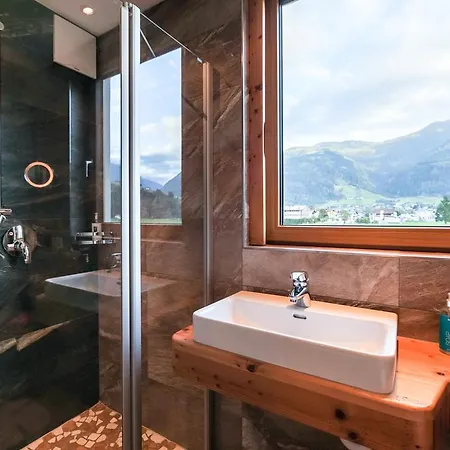 Simone's Platzerl - Inklusive Taeglichem Freien Eintritt Tauern - Nur 5 Gehminuten, Sommerkarte, Privatem Garten Mit Schwimmteich, Grill Und Saunabereich 3*