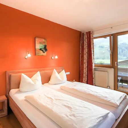 Simone's Platzerl - Inklusive Taeglichem Freien Eintritt Tauern - Nur 5 Gehminuten, Sommerkarte, Privatem Garten Mit Schwimmteich, Grill Und Saunabereich 3* Kaprun