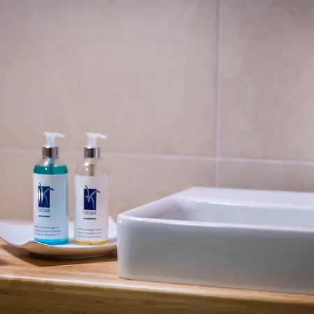 Simone's Platzerl - Inklusive Taeglichem Freien Eintritt Tauern - Nur 5 Gehminuten, Sommerkarte, Privatem Garten Mit Schwimmteich, Grill Und Saunabereich Kaprun