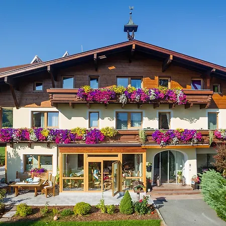 Simone's Platzerl - Nachhaltiger Urlaub Inkl Sommerkarte, Freier Eintritt Tauern Spa, Schwimmteich Und Saunabereich Penzion Kaprun